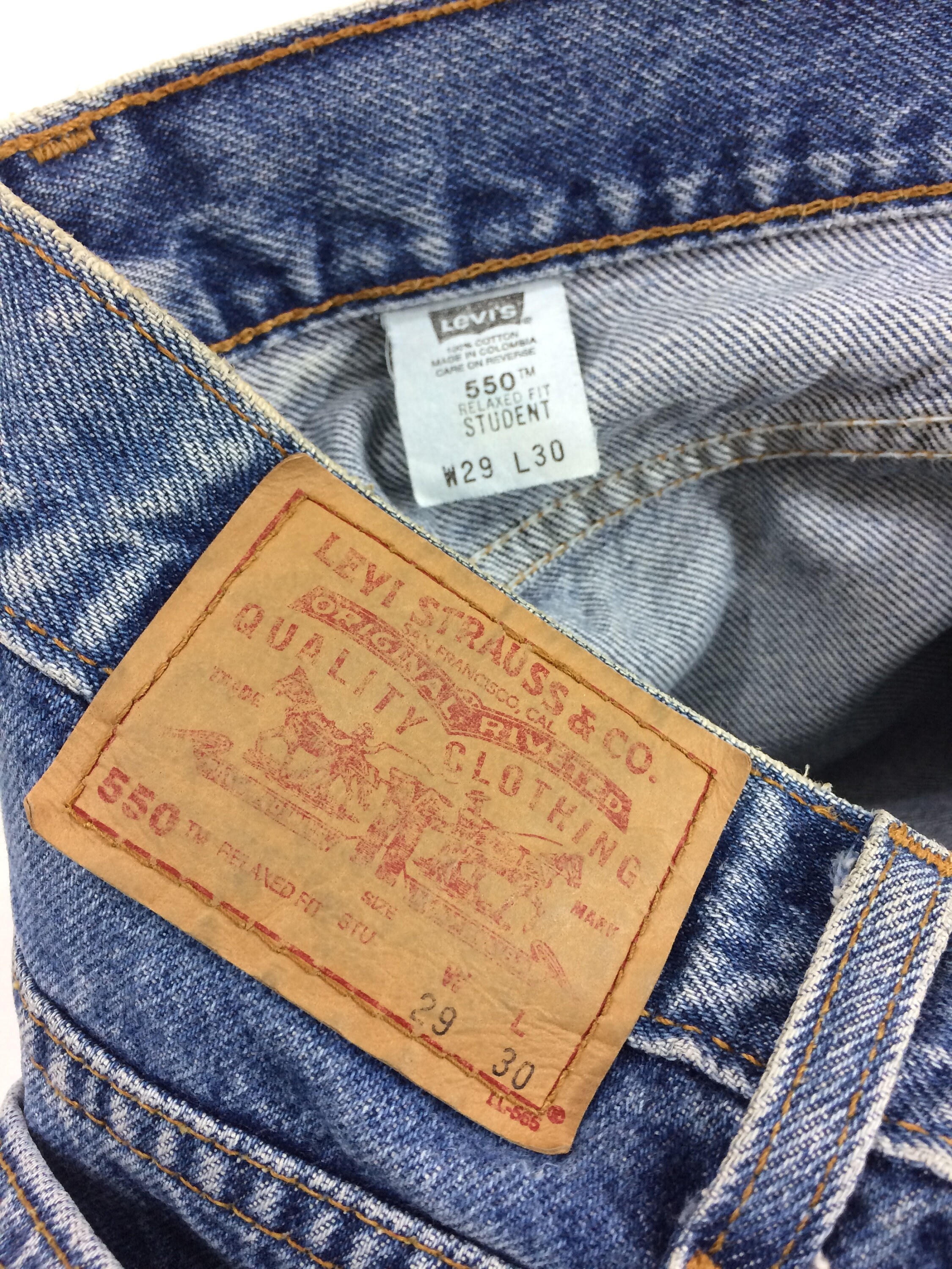 Levis 550 best sale student fit