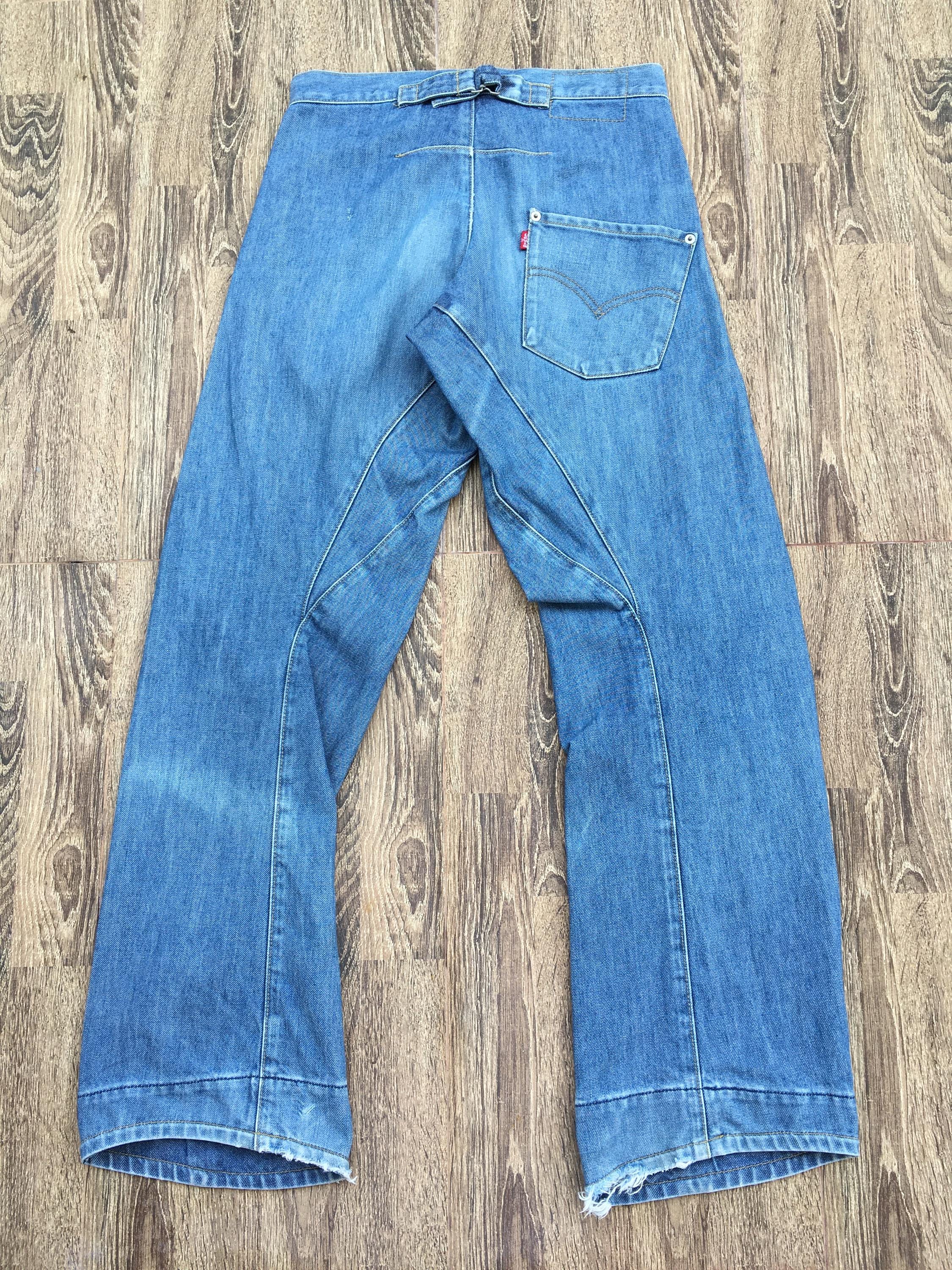 Buy Size 28 Vintage Distressed Levi's Engineered Jeans W28 L32