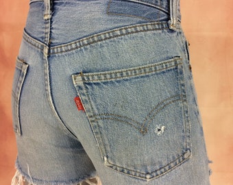 Size 27 70s Levis 501 Selvedge Redline Jean Shorts - Made In USA, small 27"