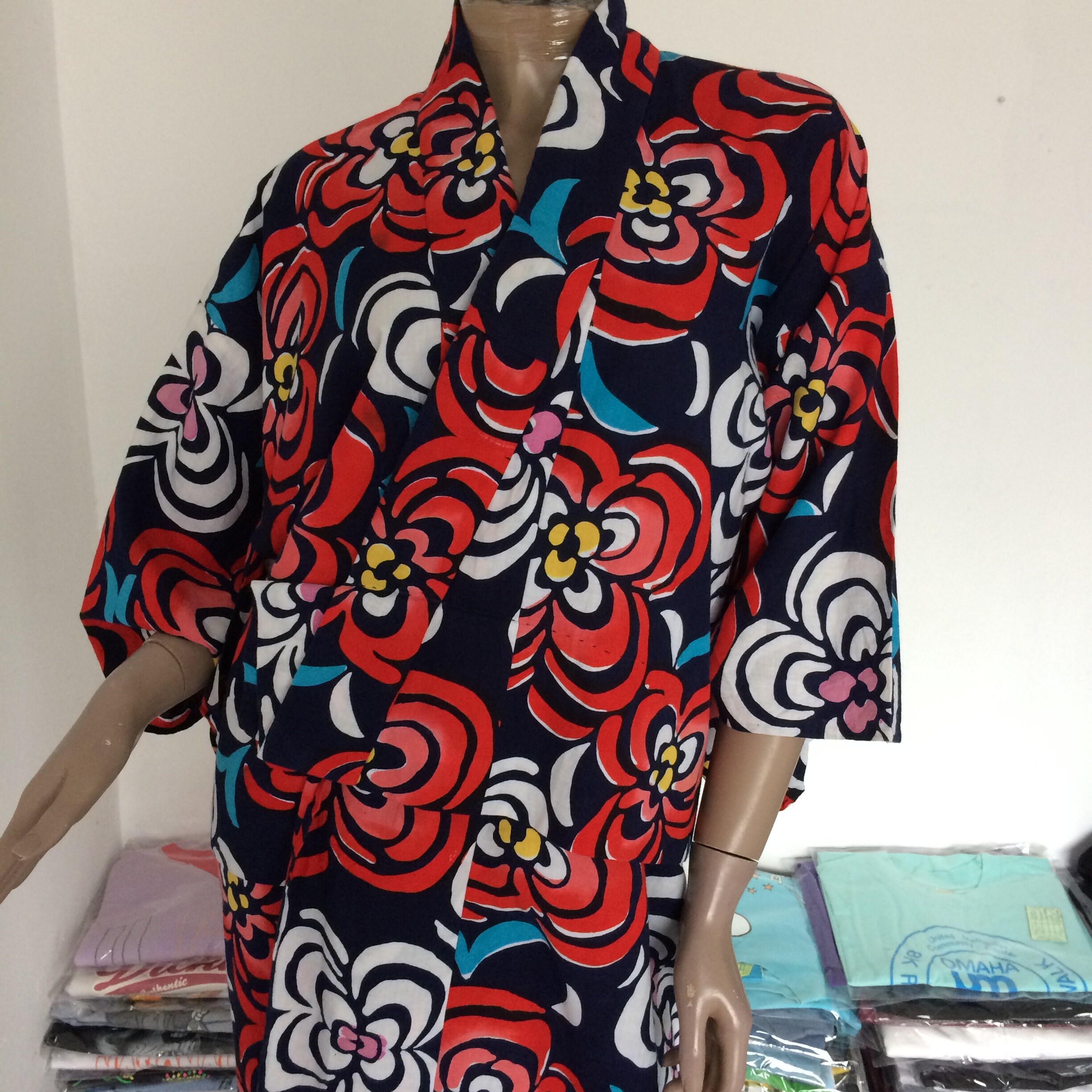 vintage 古着 花柄 ジャガード 羽織り kimono 着物カーディガン 楽天市場】【倭物やカヤ公式店】 【UVカット加工】冬牡丹着物