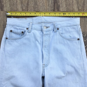 Size 30 Levi&#39;s 501 Button Fly Jeans Vintage Distressed Light Wash Women&#39;s Jeans Waist 30&quot;W