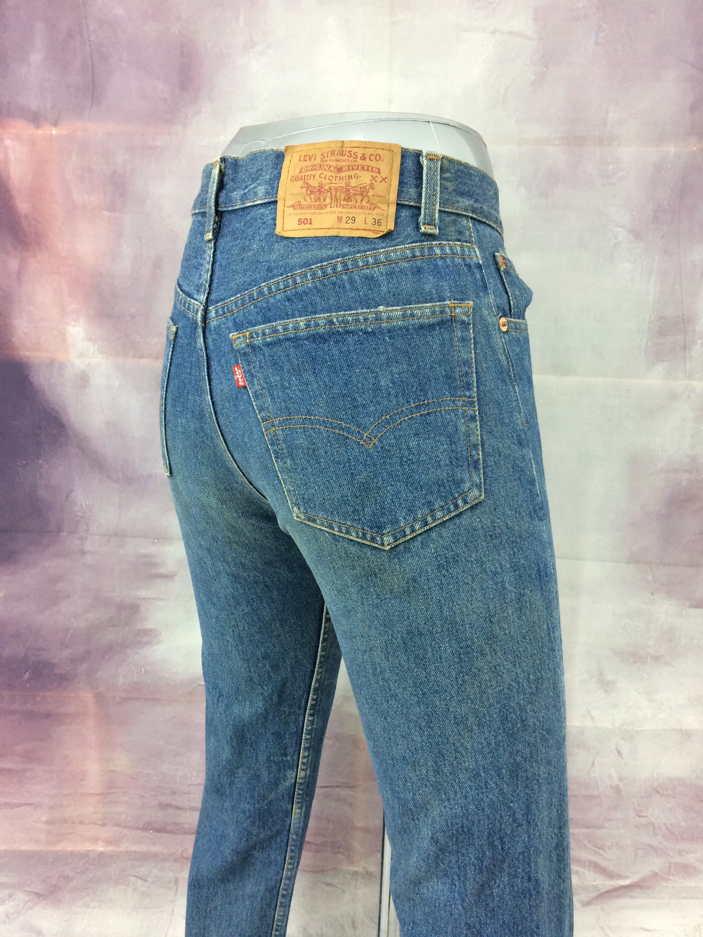 Sz 26 Vintage Levis 501 Women's Jeans 