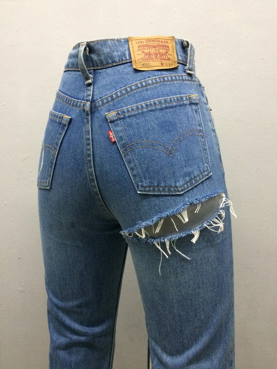 Bum ripped jeans levis deals