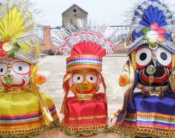 Lord Jagannath,Baladev and Subhadra Wooden Idol 4 Inches-Vishnu Avatar-Wooden Neem IDOL -Puri Jagannath-ISKCON God along with Deity Costume