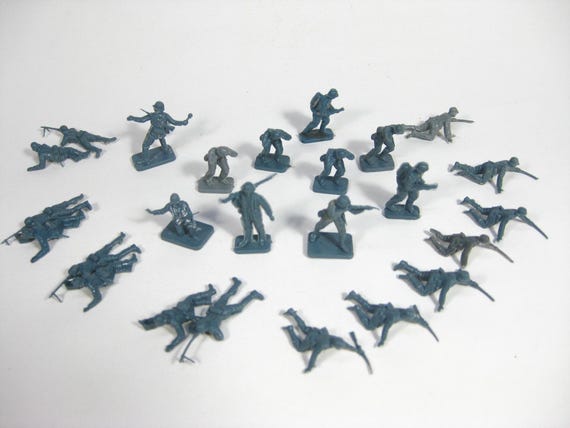 Vintage Airfix WW2 1/72 , 22mm 