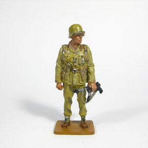 Del Prado miniature, Toy Soldier, WW2 "Warrant officer Germany 1942 "  ,1:30 60mm Lead-Metal miniature.No Booklet.