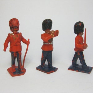 3 Vintage Lone Star figures &quot;British Royal Guards- Bandsmen &quot;  ,Toy soldiers collection 1:32 Plastic Miniatures from the 70&#39;s ! Lot 4