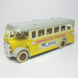 Vintage Diecast Toy car,Lledo Day&#39;s Gone Collection&quot; DG 17 -Simple Decker Bus- Corporation Transport No.37 &quot; Made in England 1983 .
