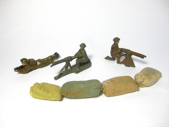 Lead toy 2025 soldiers ww2