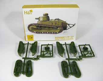Speelgoedsoldaatjesmodel HAT 8113, boxset 1/72 "WW1 Renault TF-17 met 37 mm kanon". 2 niet-gemonteerde tanks, plastic figuren. Modelset.