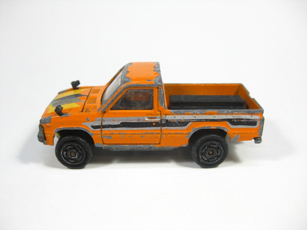 Majorette toyota best sale pickup