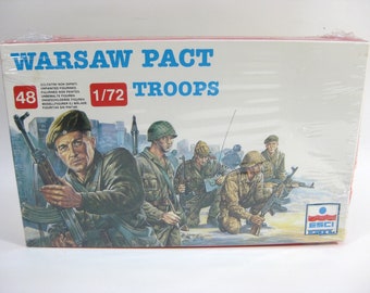 Toy soldiers ESCI 1:72 sealed boxed set 1/72 "Warsaw Pact troops" #242. 48 Toy Soldiers.Plastic figures ! Sealed brand new condition !