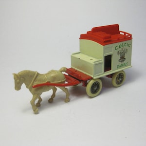 Vintage Diecast Spielzeugauto, Lledo Day es Gone Cart-Van "Pferde-gezeichneter Milchwagen" DG2-DG3, "" (1983 Erstauflagen?) Hergestellt in England in den 80er Jahren