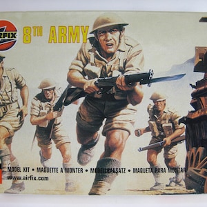 Vintage Boxed Airfix- Humbrol era ,1/72 &quot;WW2 8th Army &quot; 01709. Made in France in the 80s. Toy Soldiers .Plastic figures! New-Sealed!