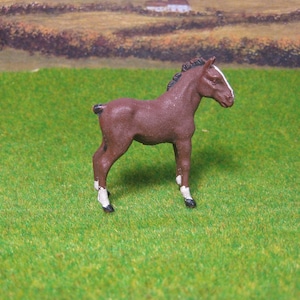 One Vintage original Britains ,Farm Animal 1:32 ,&quot;Horse Foal&quot;.Plastic miniature Made in England in the 70&#39;s ,Also a Nativity Figure!