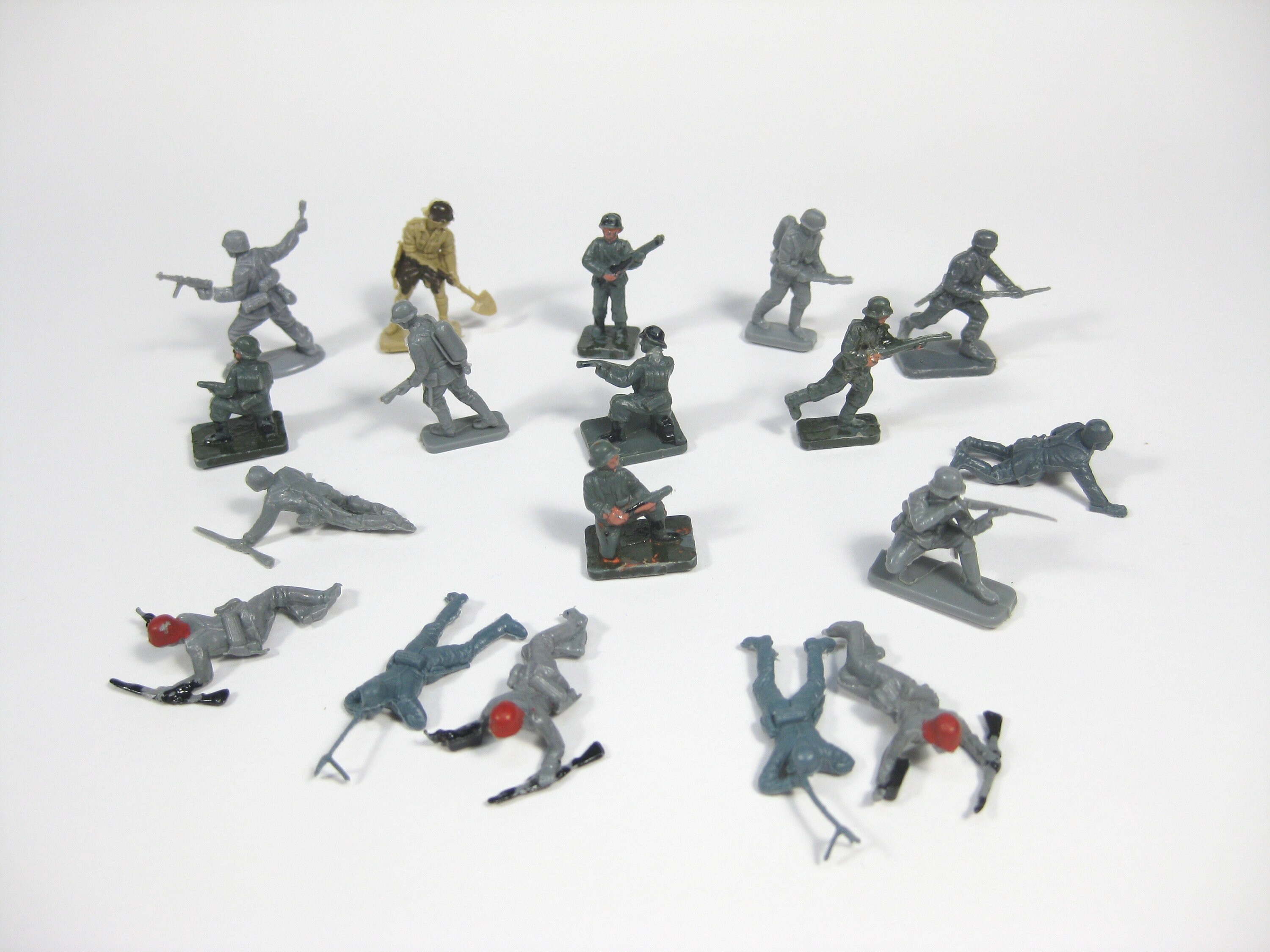 ビンテージ エアフィックス WW2 1/72、HO/00 22 mm「ドイツ歩兵タイプ