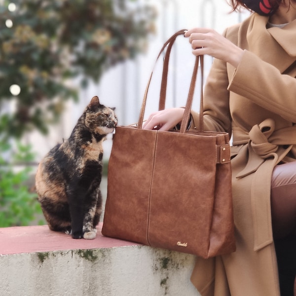 Sac pour ordinateur portable en cuir végétalien, sac fourre-tout pour femme personnalisé, sac à bandoulière en cuir végétalien, sac pour ordinateur portable pour femme, grand sac fourre-tout, sac pour ordinateur portable marron