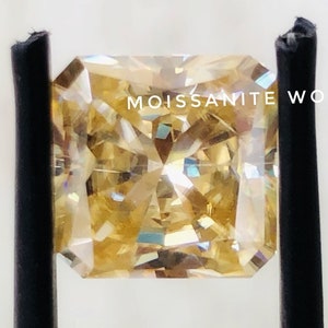 Loose Moissanite Square Radiant Shape Light Yellow Color Excellent Grade VVS1