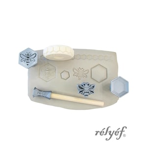 Bee & Honeycomb | Clay Stamps | Ceramic stamps for clay texture | Animals | Nature | Relyef Pottery Tools