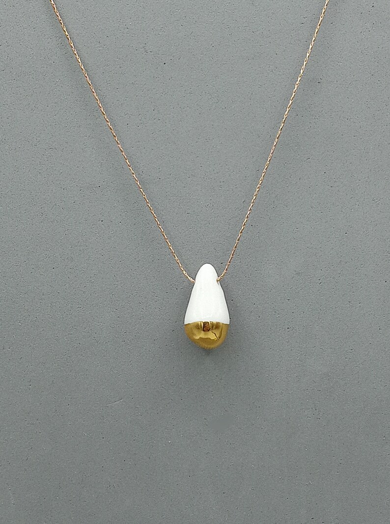 18K Collier Pendentif Goutte d'Eau en Acier Inoxydable Plaqué Or pour Femmes Bijoux de Mode - Chine Or 18K Collier Pendentif et Waterdrop Collier Pendentif prix