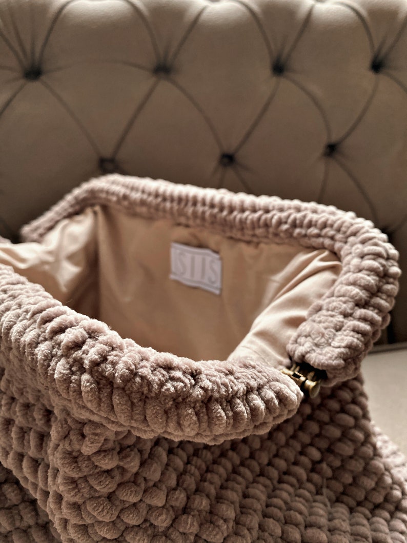 Handmade Velvet Bag, Evening Crochet Pouch Bag, Knitted Clutch Bag image 4