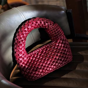 Metallic Jodie Bag, Stricktasche, Handgefertigte Jodie Bag, Abendtasche häkeln, Weihnachtsgeschenke, Bordeaux