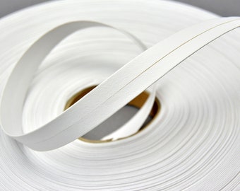 Weißes Kunstleder Band: 15 mm Flach gefaltet Vegan PU Besatz