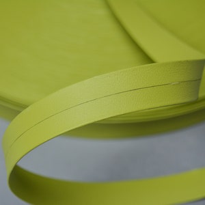 Lime grün 15mm italienische Kunstleder flach gefaltet Band Trimmband Band Gürtel PU Vegan Mode Textil Schuhe Taschen Zubehör Cosplay DIY