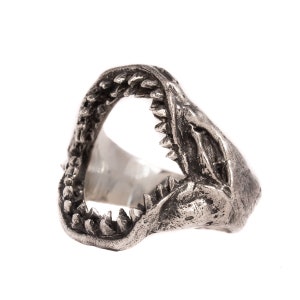 Rugged Silver Shark Ring, Handmade Vintage Shark Rings, Shark Jaw Ring for Him, Animal Ring, Silver Shark Rings
