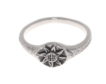 Silver Sun Ring |  Celestial Ring, Carved Sun Ring, Vintage Solar Ring, Hammered Sun Ring, Dainty Sun Ring, Summer Ring for Men and Women