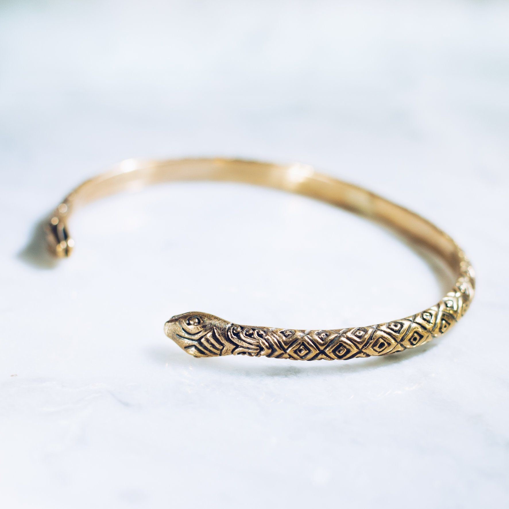 Snake Design Bracelet – Jewellery Hat