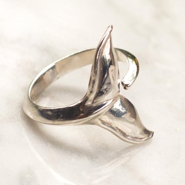 Silver Whale Tail Ring | Whale Ring for Women Men, Marine Life Ring, Ocean Jewelry, 925 Sterling Silver Whale Tail Ring