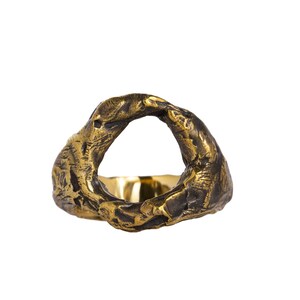 Rugged Brass Ring Band with Circular Center, Abstract Ring, Unisex Jewelry, Handmade Band, Statement Ring, Rustic Ring for Him Birthday Gift