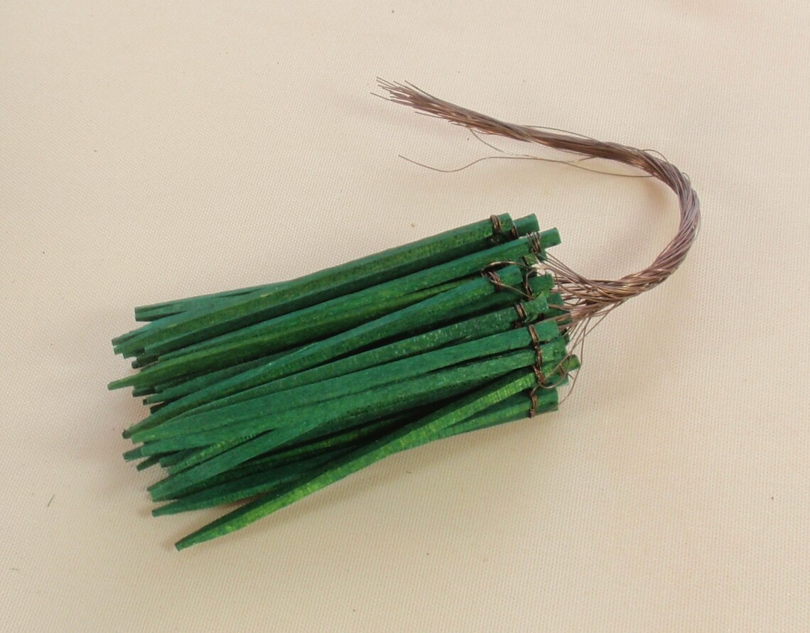 Green Wooden Wired Pick 2.5 pulgadas con alambre conectado Etsy España