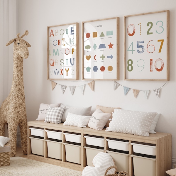 Boho Erdige Neutrale Spielzimmer-Wanddekoration, Lernposter-Set mit 3 Drucken, DIGITALDRUCKE, Alphabet und Zahlen zum Ausdrucken, Kinderzimmerdekoration