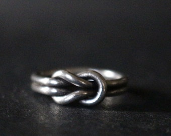 Double Knotted Silver Ring, Love Knot Ring, Sterling silver ring, Handmade Ring