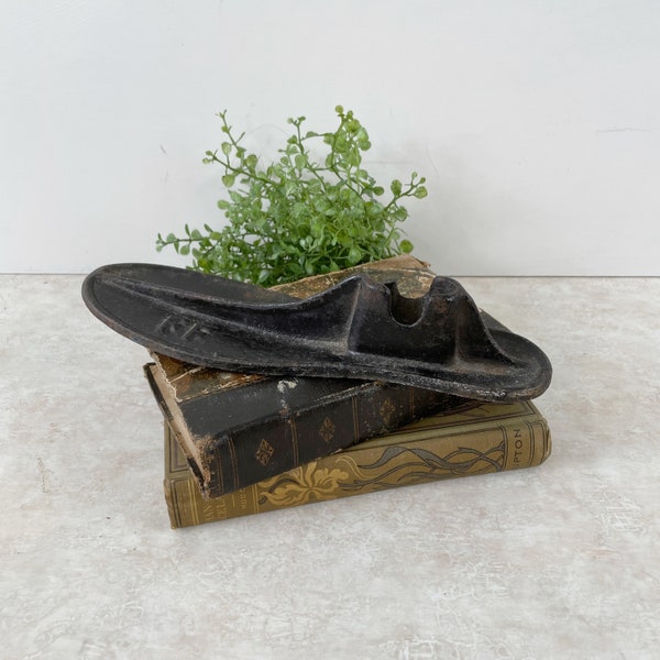 Antique Cast Iron Shoe Last, Shoe Mold Doorstop, Vintage Cobbler's Factory Shoe Form, Primitive Rustic Decor