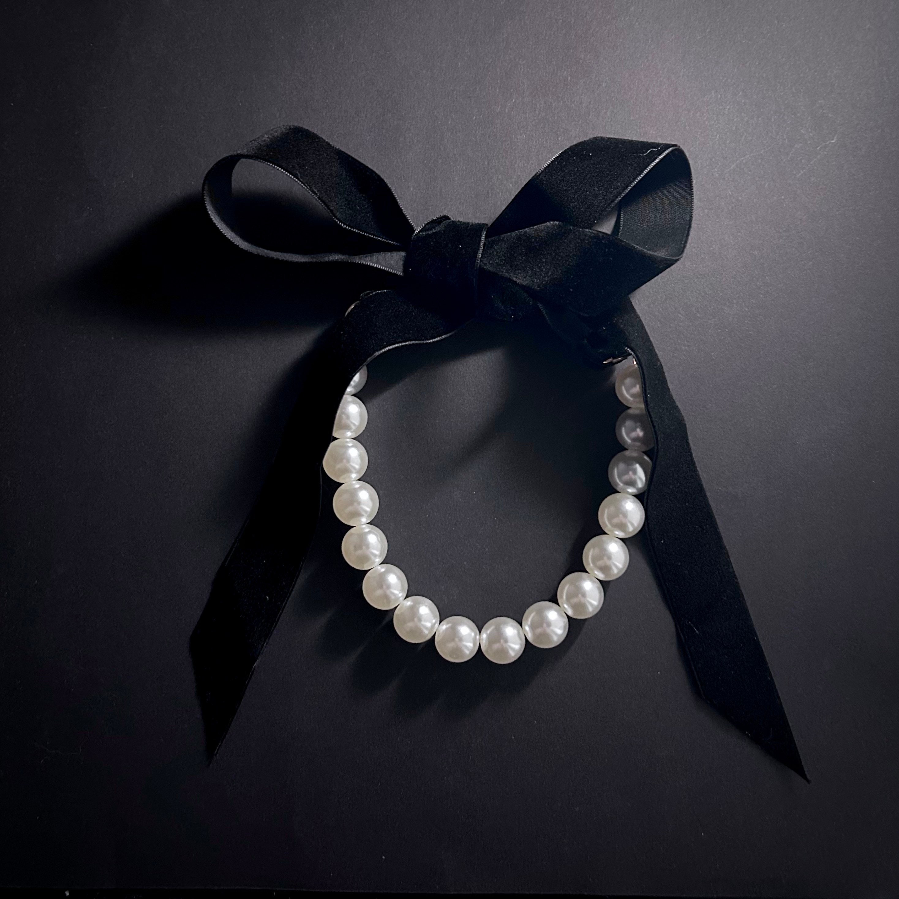Large Faux Pearl Necklace w/ Black Ribbon Bow & 3 Additional Ribbons Colors