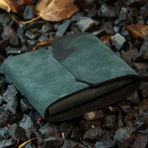Cartera/tarjetero para hombre hecho a mano, verde y gris, de alta calidad, resistente, hecho a medida, cuero curtido vegetal genuino, envío gratuito a EE. UU.