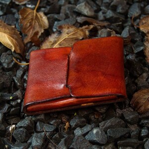 Cartera/tarjetero para hombre hecho a mano, color naranja, alta calidad, resistente, hecho a medida, cuero curtido vegetal genuino, envío gratuito a EE. UU.