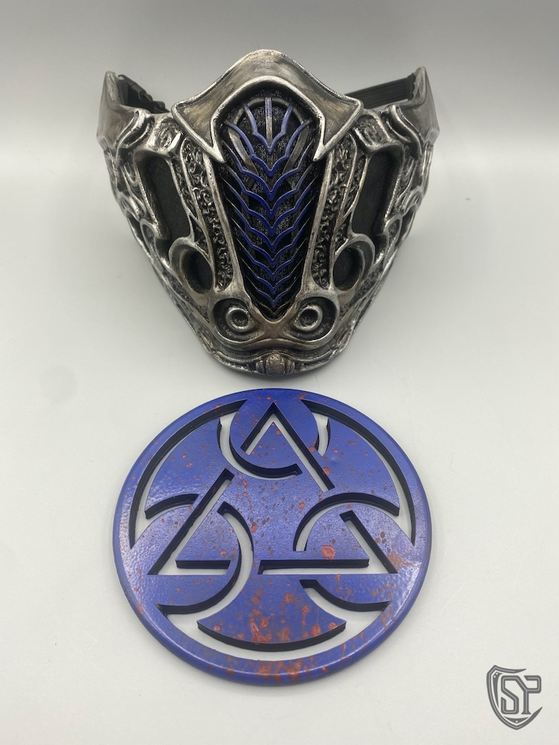 Mortal Kombat Lin Kuei Medallion Painted + Blood