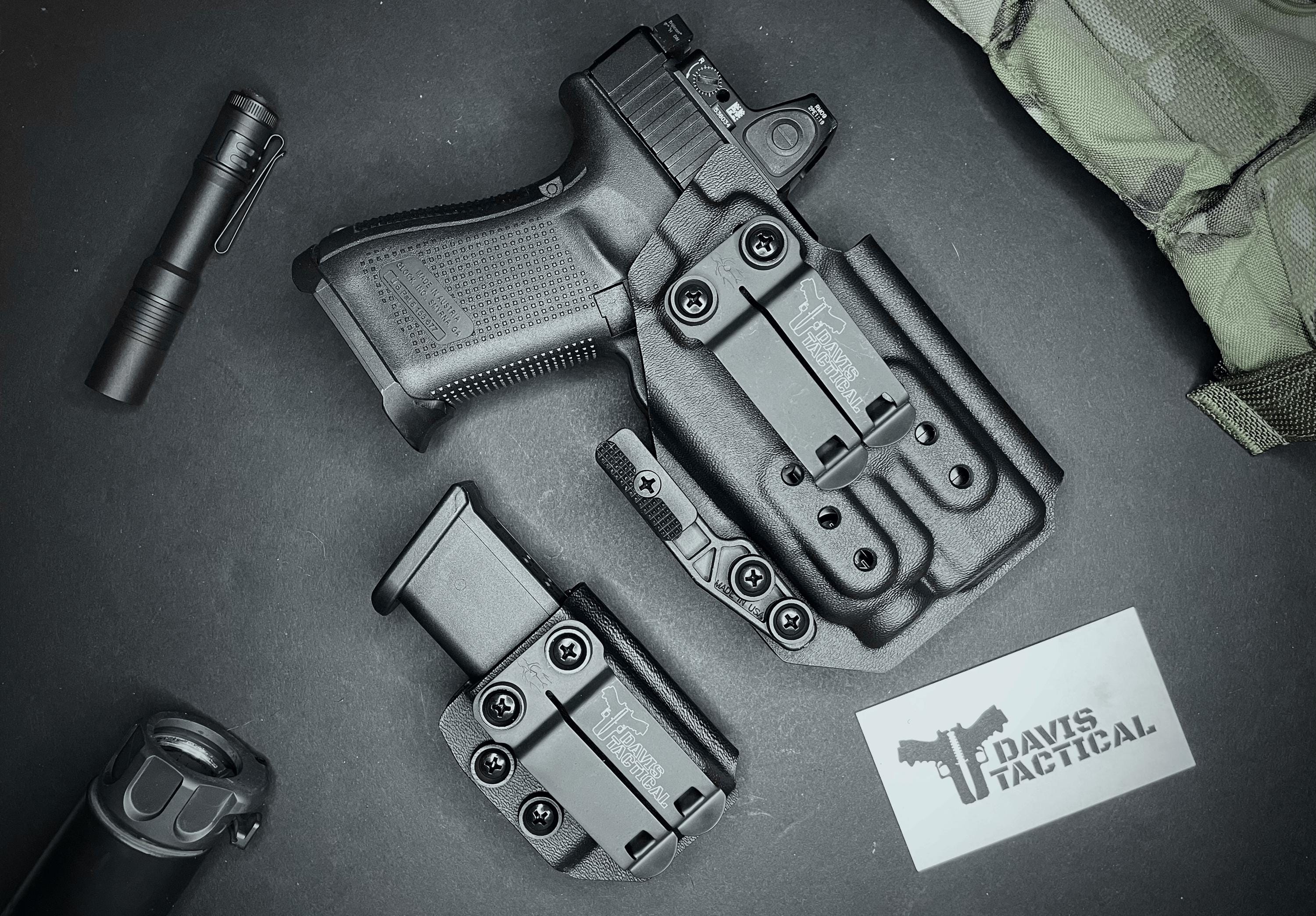 Davis Tactical Inside The Waistband IWB Kydex Light Bearing Holster with claw For Glock 19/9X/23/32/45 TLR-7With Streamlight TLR-7/TLR7-A