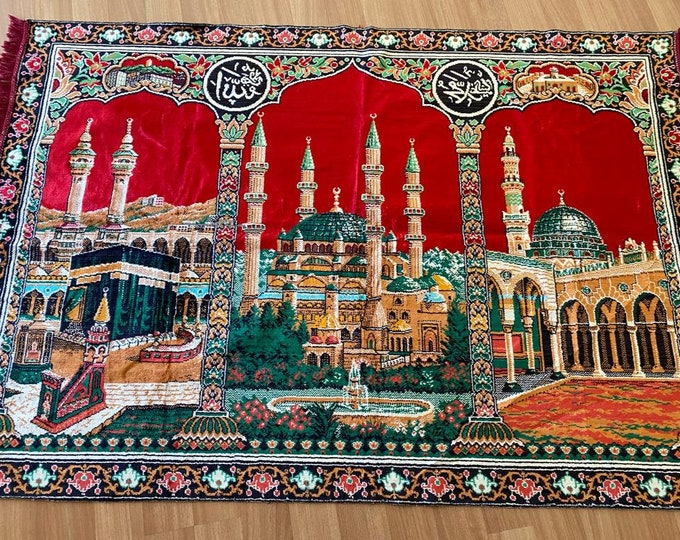 Vintage Kabe Picture, Holly Kabe picture on Tapestry,Tradatinol gift from Kabe,Calligraphy written on Tapestry Rug,Kabe and mosqu pictures,