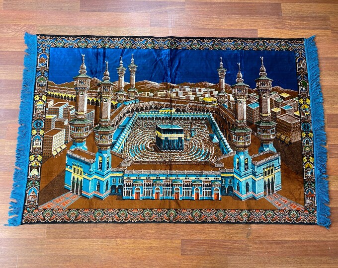 Turkish Kaaba Wall Tapestry – Islamic Velvet Mosque Art – Masjid al-Haram Mecca Decor – Muslim Prayer Room Gift – Hajj Umrah Ramadan Decor