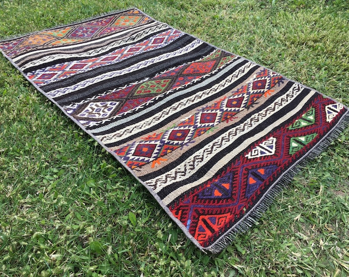 Vintage Small Kilim Rug,Turkish Handmade Kilim Rug,3'81 x 1'97 Feet,Kilim  Rug,Anatolian Kilim Rug,Embrodery Kilim Rug,Home Decor Rug,