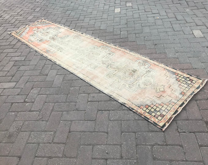 Vintage Runner Rug, Hand made Rug Runner, Bohamian Runner Rug, Turkish Runner Rug, Entry way Runner Rug, Floor Runner Rug, Oushak Rug,