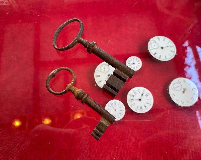 Antique Cast Iron Safe Keys - Pair of Large Heavy Duty Vault Keys - 19th Century Industrial Skeleton Keys - Decorative Rusty Metal Hardware