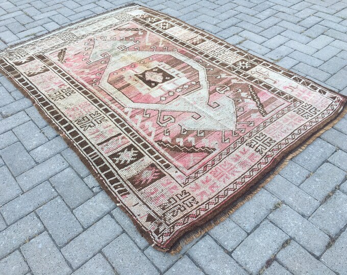 6'04 x 4'1 Feet,184 x 125 cm,Vintage Rug,Oushak Rug,Turkish Rug,Home Decor Rug,Boho Rug,Bohemian Rug,Floor Rug,Farm House Rug,Throw Rug,