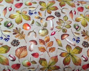 Tissu jersey de coton bio au mètre, maille européenne CL avec imprimé feuillage d'automne : feuilles, pommes, champignons, baies, églantier, pommes de pin