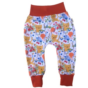 Gender neutral toddler leggings with cute animals and flowers print, organic baby clothes, harem pants, baggy pants, pumphose, newborn gift